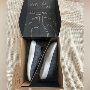 Brand new in-box  Allbirds Wool Runner natural gray US sz Men’s 9
